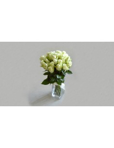 White roses (stem length 40cm)